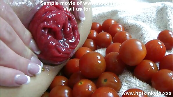 Povekas venäläinen teini Pikkuinen teini aikoo olla perseestä nuori mies