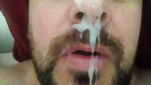 Ruskeaverikkö vauva on se pelejä ripustettu poikaystävä sisään POV