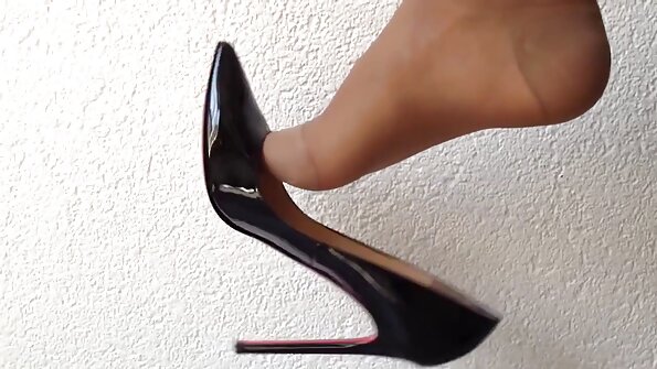 Vaaleanpunainen tukka Kimberly Chi perseestä iso musta mulkku