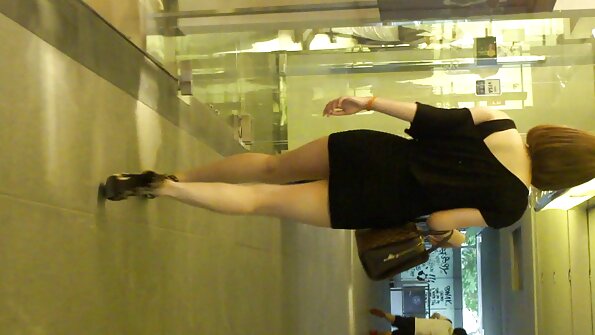 Itämainen teini kaipaa jotain kovaa pillua ja suussa