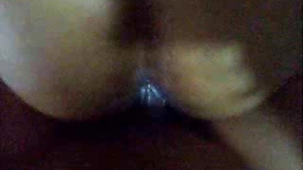 EMT ja slutty Valentina Nappi vitun ambulanssissa