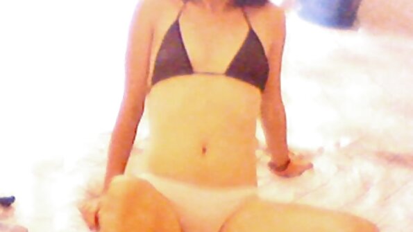 Kiimaiset kumppanit löytävät hylätyn paikan harrastaa seksiä