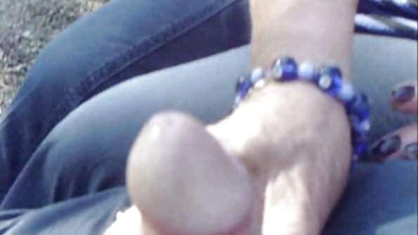 Tämä likainen äitipuoli osaa käsitellä tuota kovaa hakkaa