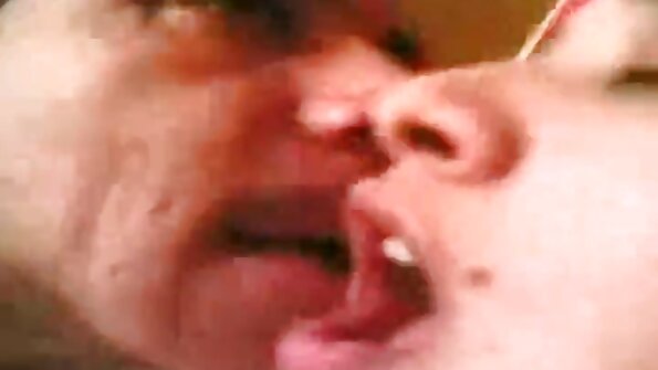 Buxom aasialaiset milf hänen takaisin saada hänen kuuma cumshot