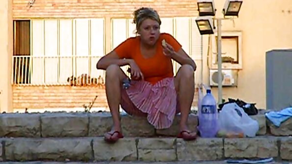 Vain mies voi pelastaa ilkeän tyttöystävänsä alipainolta