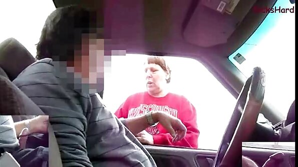 Hotwife Lezley Zen perseestä kuin hänen miehensä kellot