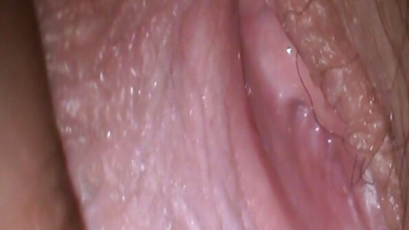 Tuhma eurooppalainen koulutyttö tarvitsee aistillista anaaliseksiä juuri nyt