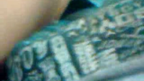 Ihana nainen, joka rakastaa maistaa mulkkua, saa anally rakastettua