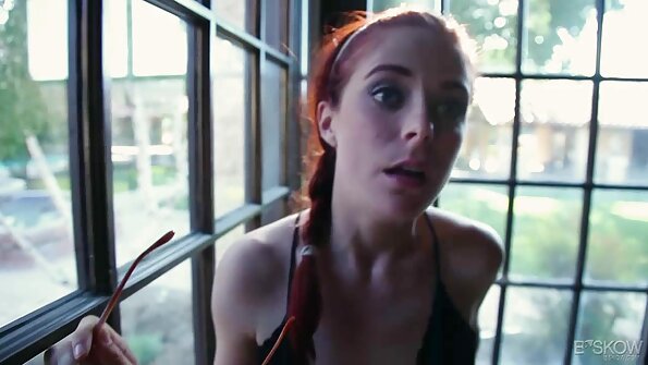 Buxom blondi äiti voi olla joustava iso kalu seksiä